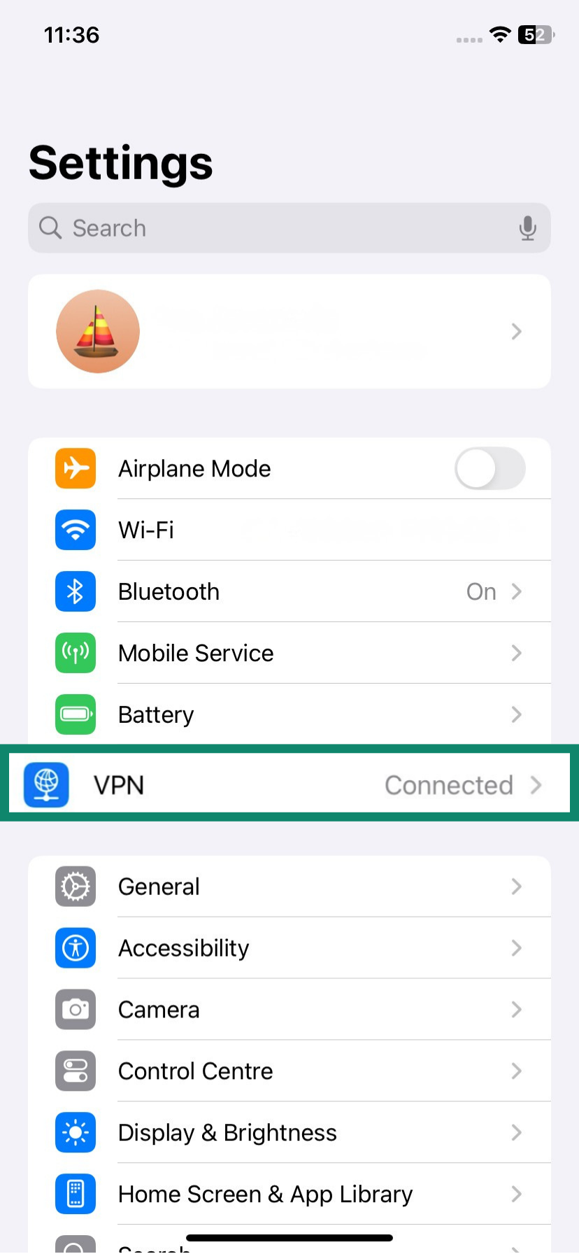 iOS settings menu with the VPN option highlighted